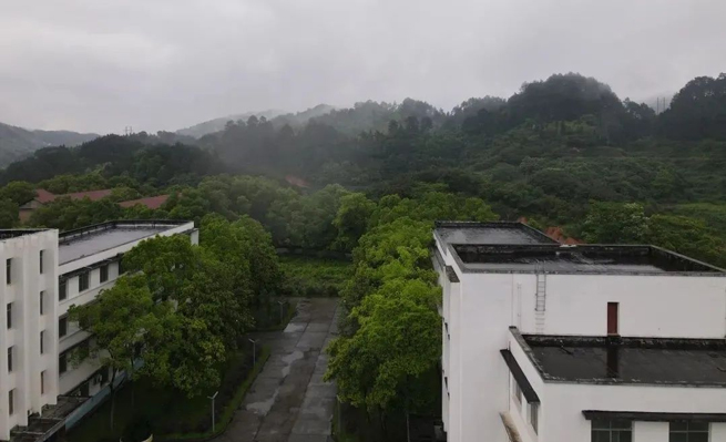 [Корни тур] Присоединяйтесь руки с Hongjiang, Обновить любовь Сянги!